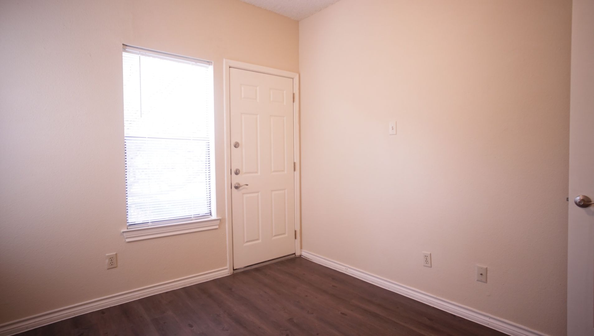 915 W 22nd 1/2 Unit 101 Austin, TX 78705