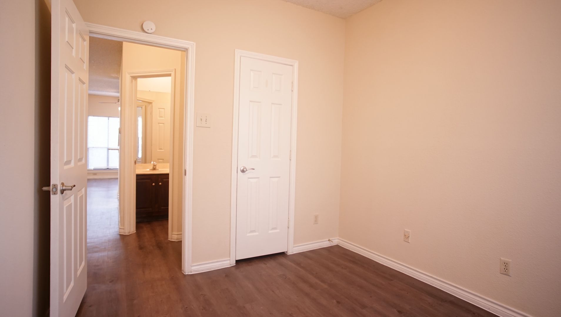 915 W 22nd 1/2 Unit 101 Austin, TX 78705