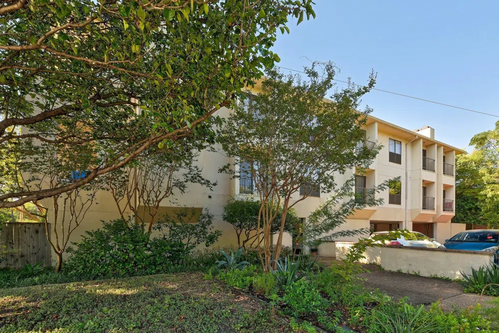 409 E 38th St Unit 103 Austin, TX 78705