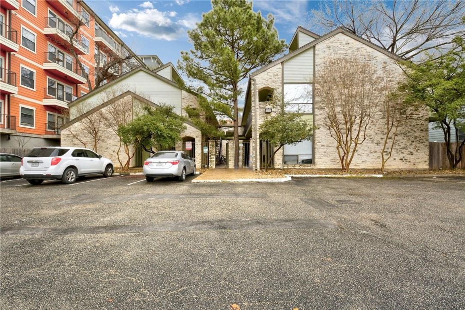 2815 Rio Grande Unit 208 Austin, TX 78705