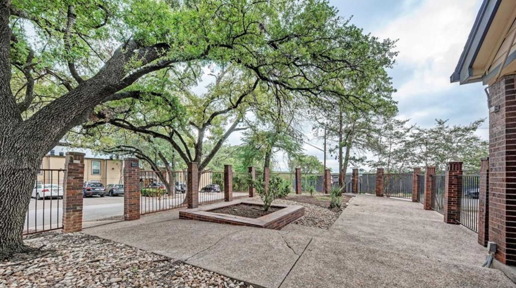 914 W 26th St Unit 204 Austin, Texas 78705