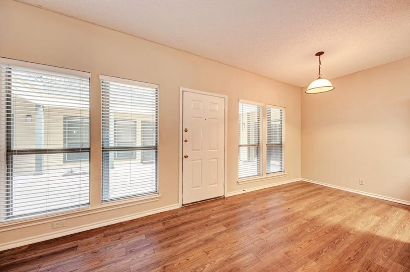 914 W 26th St Unit 201 Austin, Texas 78705