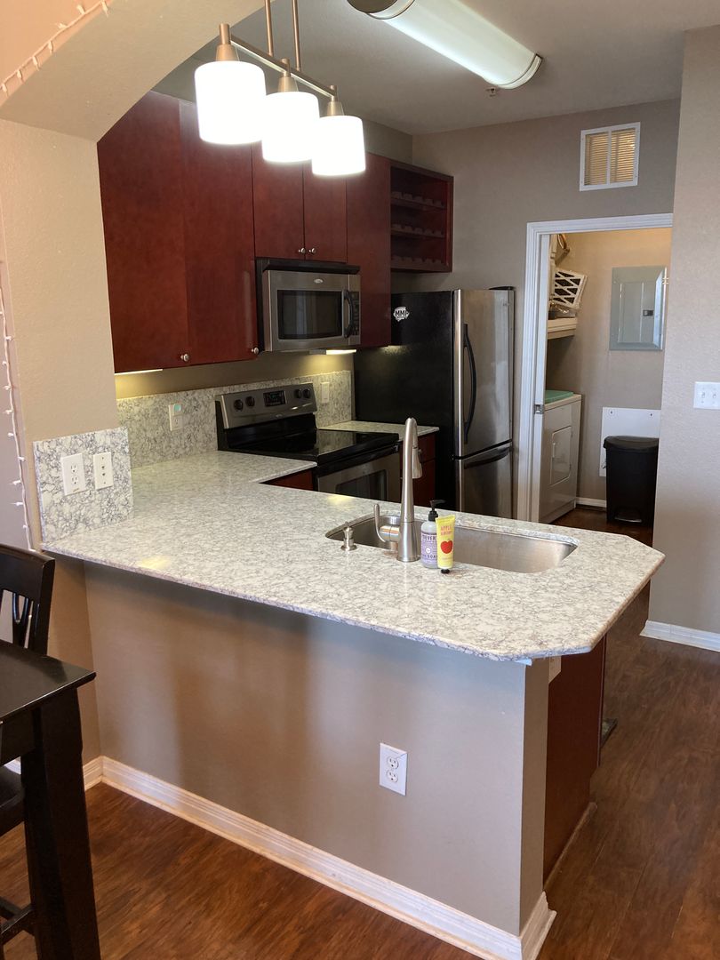 2505 San Gabriel Unit 411 Austin, TX 78705