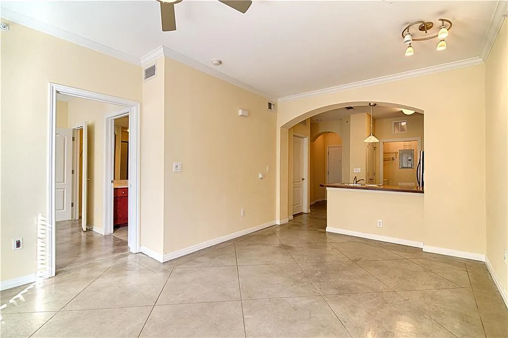 2505 San Gabriel Unit 409 Austin, TX 78705