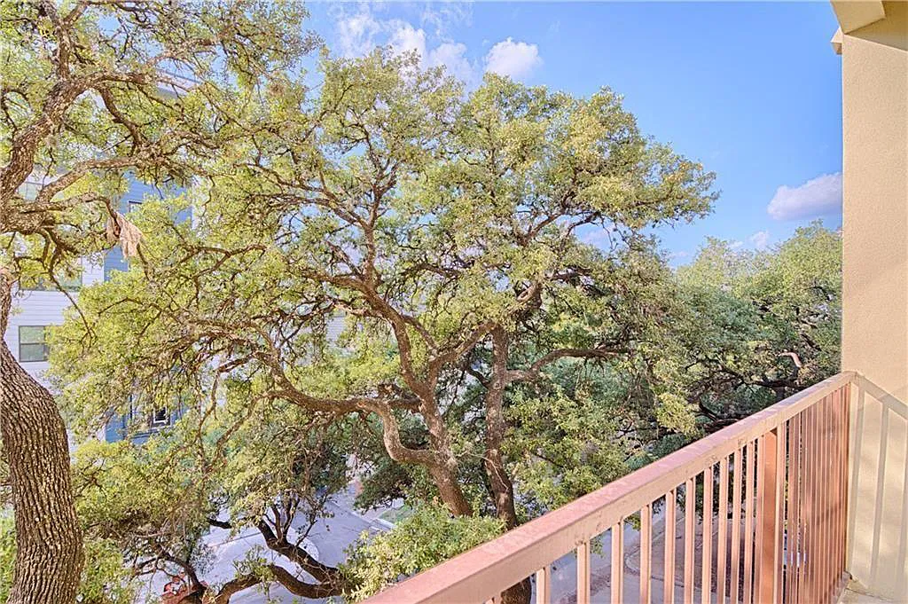 2505 San Gabriel Unit 409 Austin, TX 78705