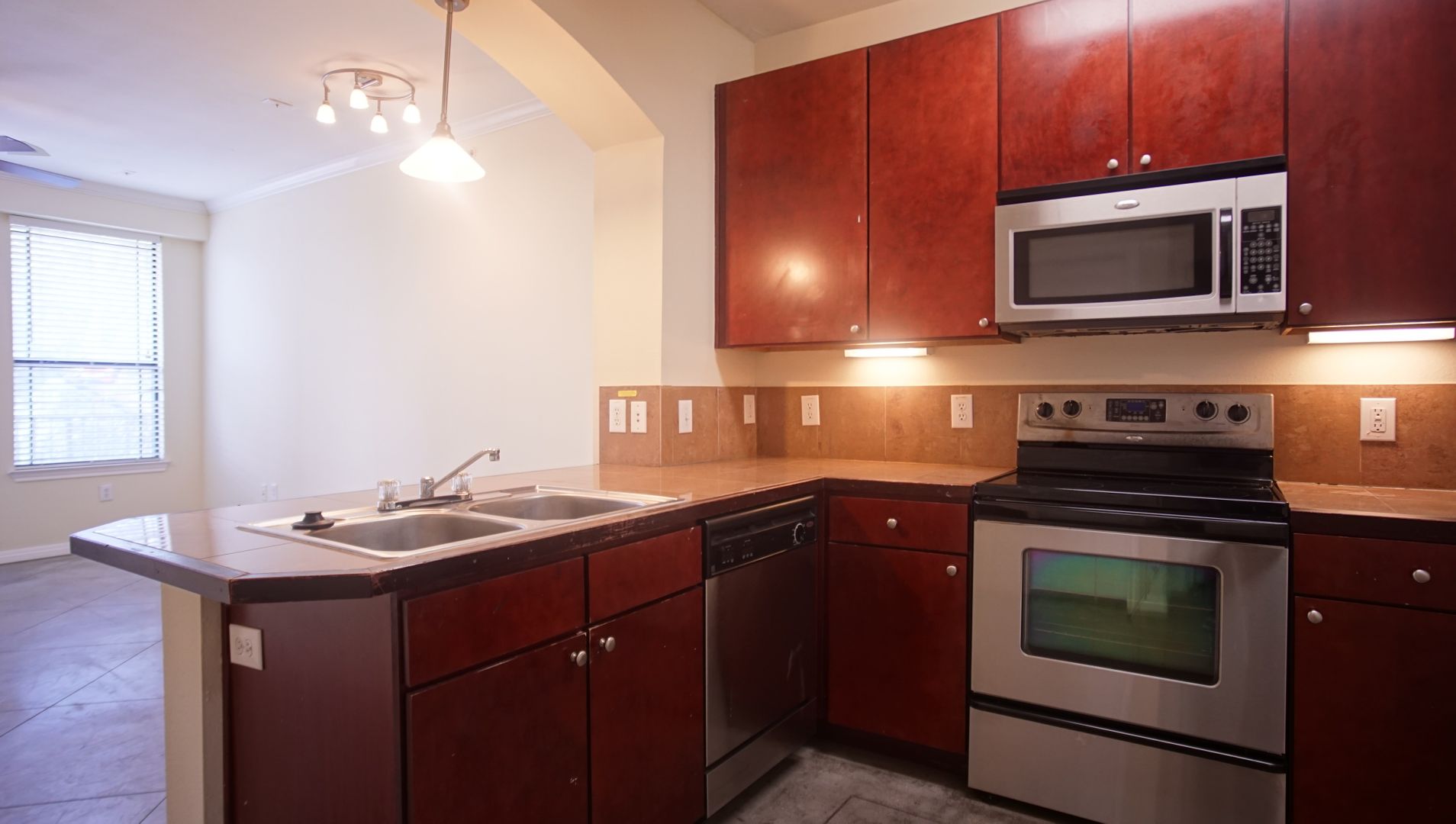 2505 San Gabriel Unit 408 Austin, TX 78705