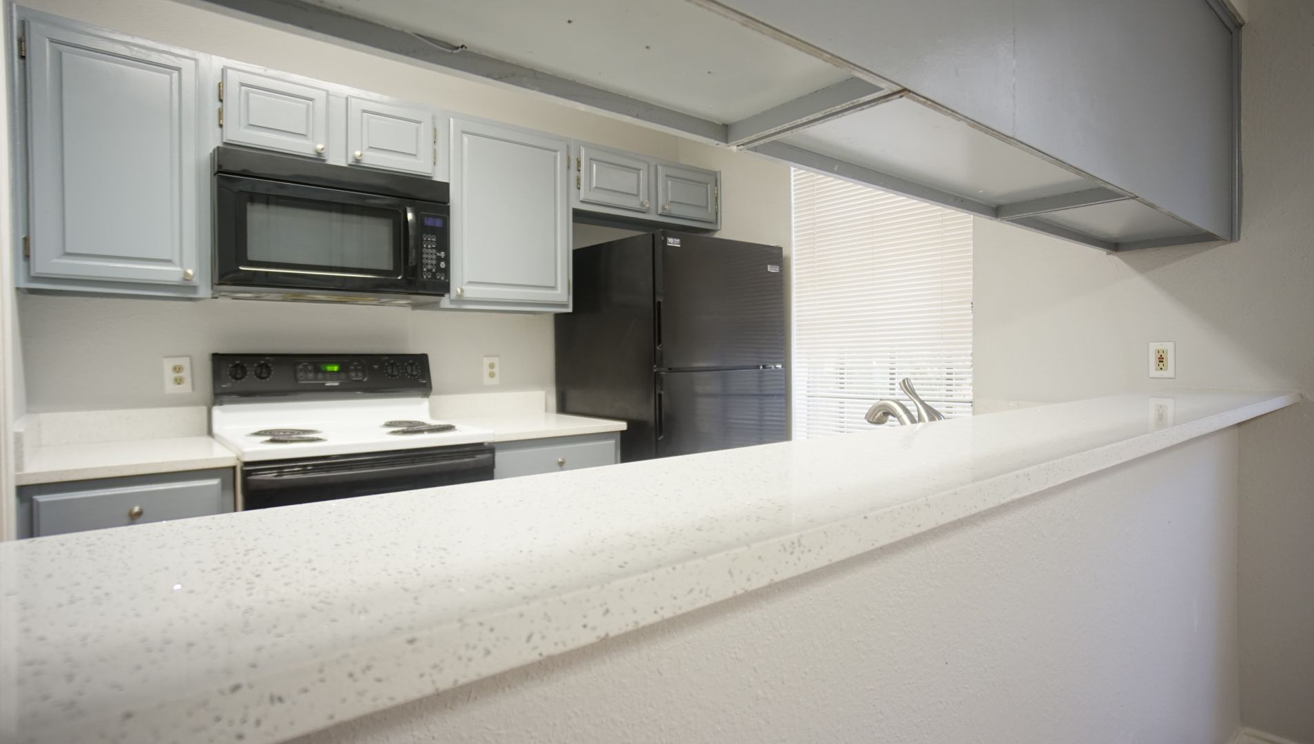 2409 Leon Unit 104 Austin, TX 78705