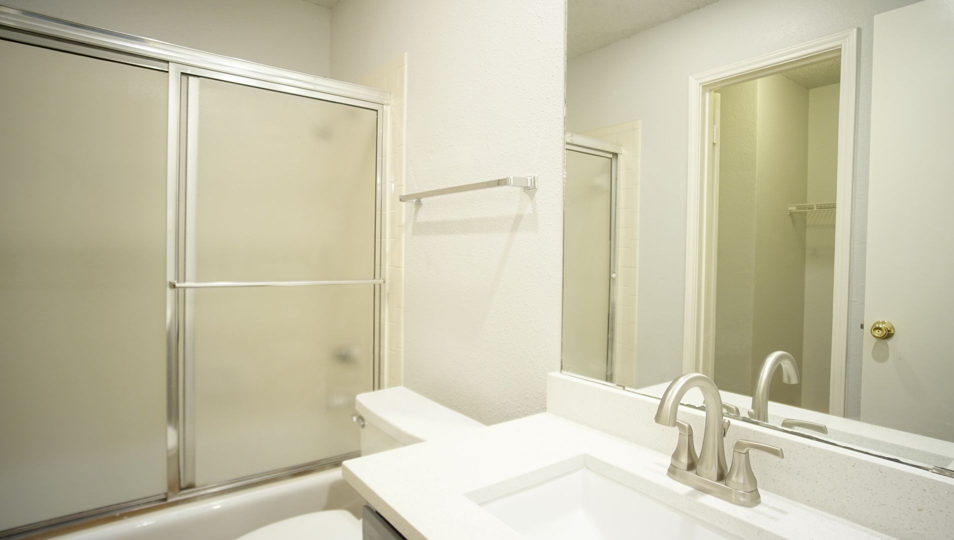 2409 Leon Unit 104 Austin, TX 78705
