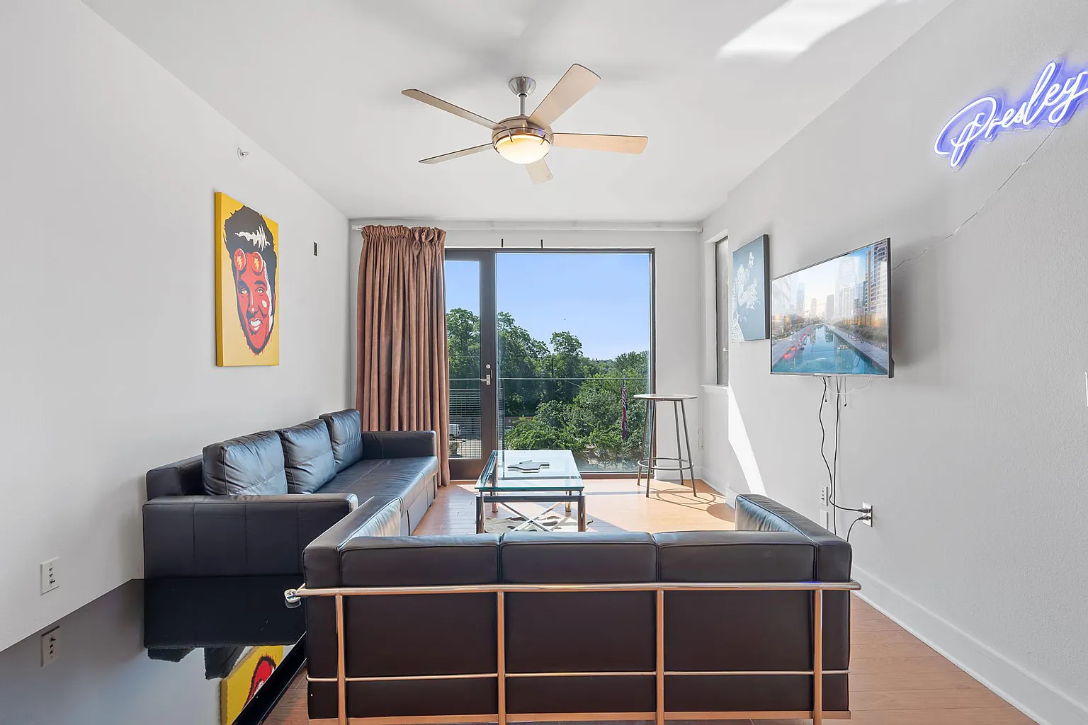 3016 Guadalupe Unit 311 Austin, TX 78705