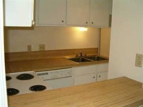 3000 Guadalupe Unit 102 Austin, TX 78705