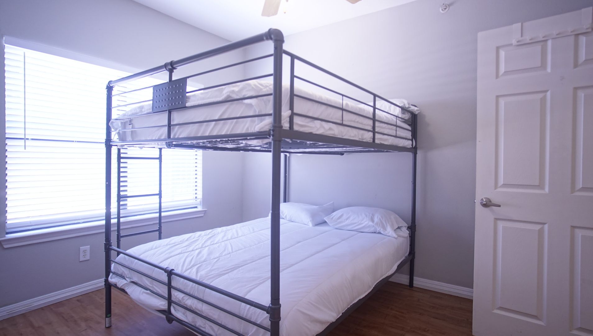2502 Leon St Unit 213 Austin, TX 78705