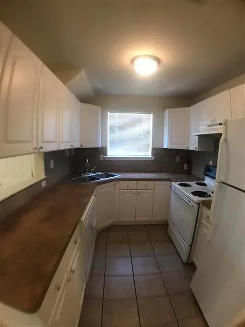 5603 Joe Sayers Unit B Austin, TX 78756
