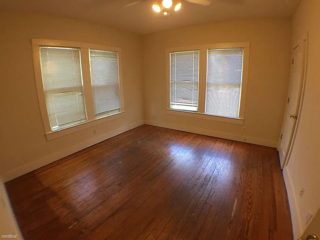 2710 Whitis Unit B Austin, TX 78705