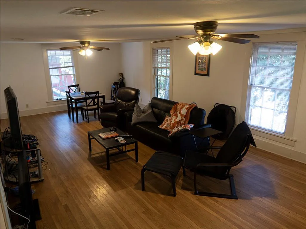 2811 Salado Street Unit A Austin, TX 78705