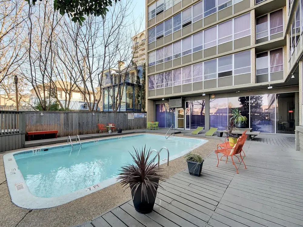 1800 Lavaca Unit 602 Austin, TX 78701