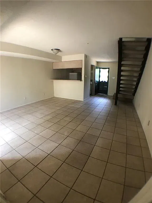 630 Maiden Ln Unit F Austin, TX 78705