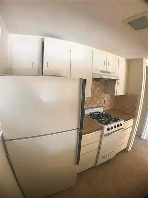 2610 Salado Unit 207 Austin, TX 78705