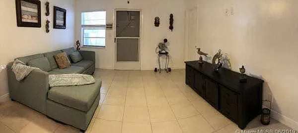 621 W. 37th St Unit 203 Austin, TX 78705