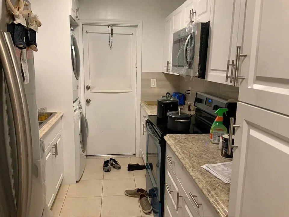 621 W. 37th St Unit 203 Austin, TX 78705
