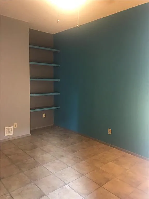 4411 Guadalupe Unit 9 Austin, TX 78751