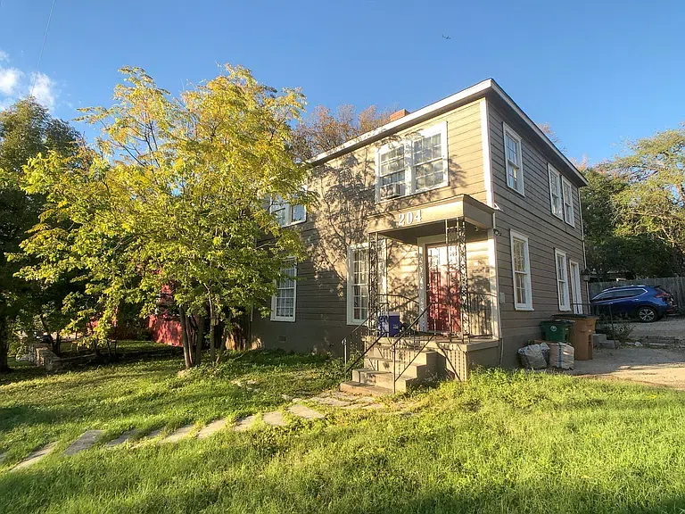 204 W 31st Austin, TX 78705