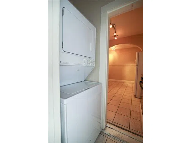 2802 Salado Austin, TX 78705