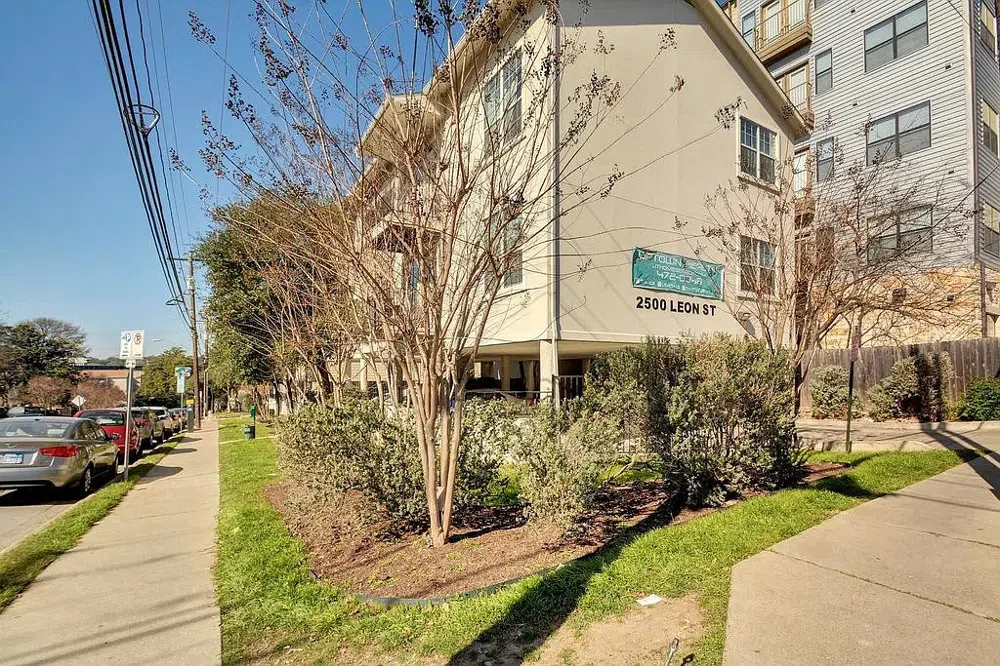 2500 Leon Austin, TX 78705