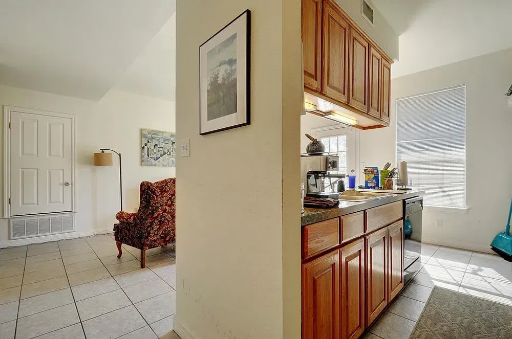 2500 Leon Austin, TX 78705
