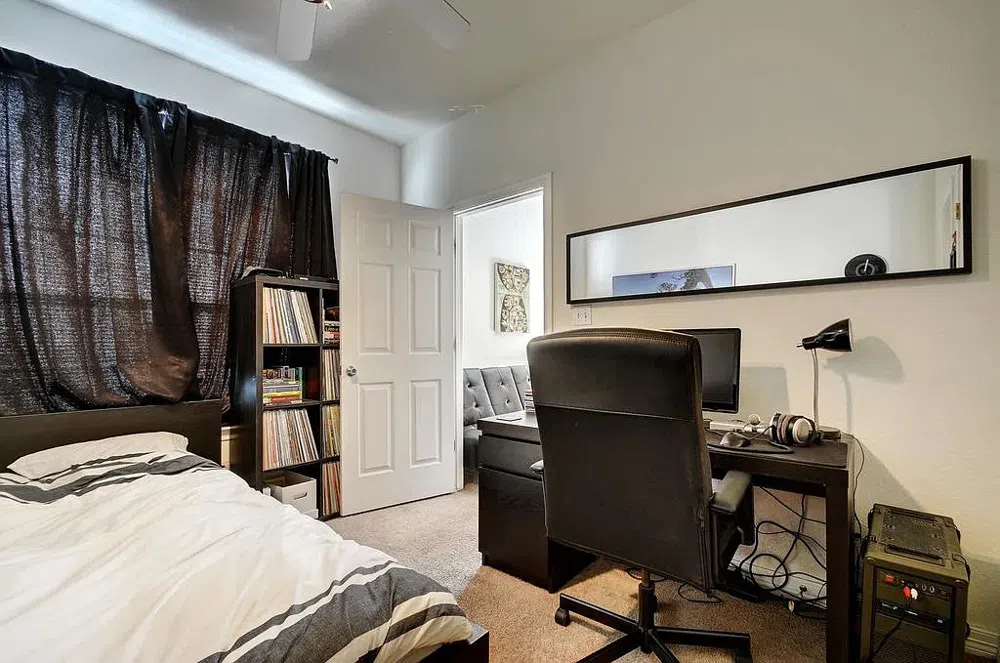 2500 Leon Austin, TX 78705