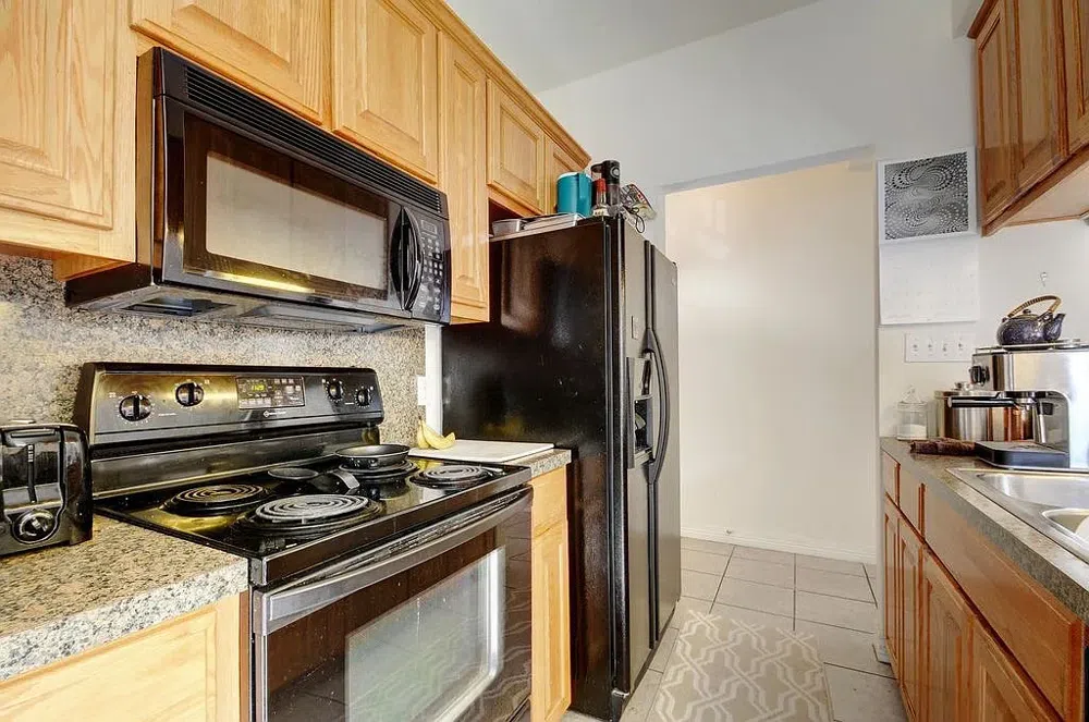 2500 Leon Austin, TX 78705