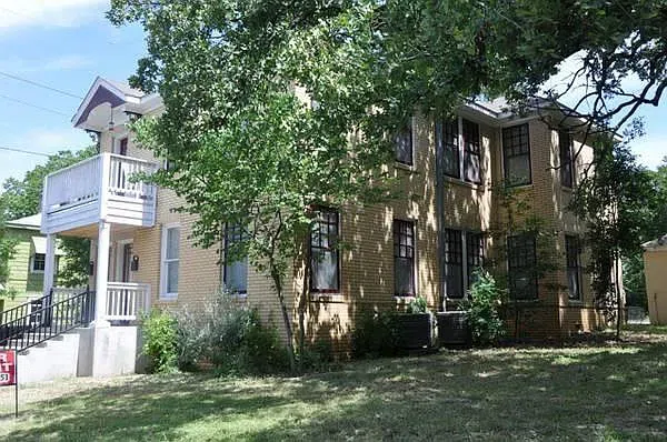 202 1/2 W 31st Austin, TX 78705