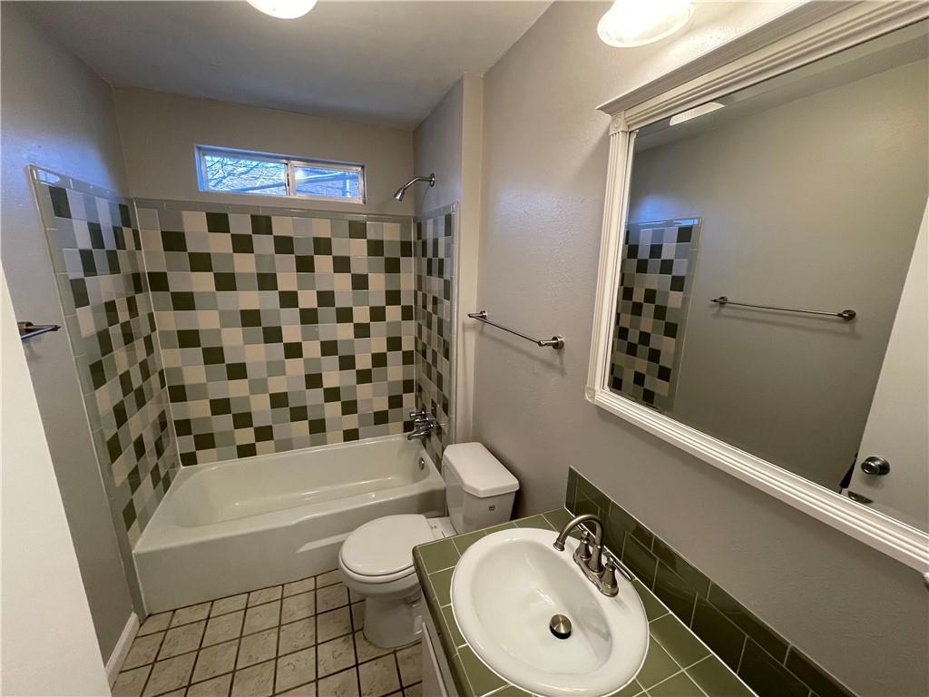 610 Franklin #A Austin, TX 78705