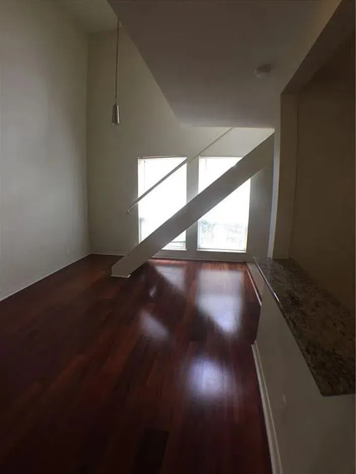 2800 Cole Unit C211 Austin, TX 78705