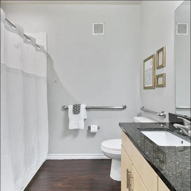 2606 Wilson St 401  Townhome Austin, TX 78704