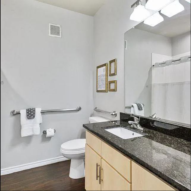 2606 Wilson St 401  Townhome Austin, TX 78704