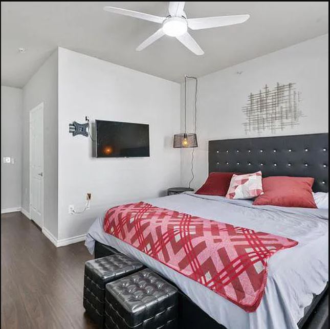 2606 Wilson St 401  Townhome Austin, TX 78704
