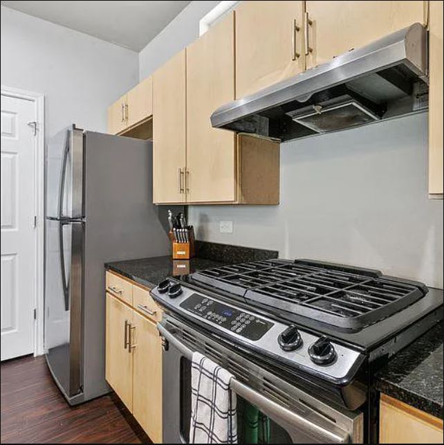 2606 Wilson St 401  Townhome Austin, TX 78704