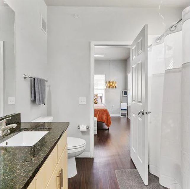 2606 Wilson St 401  Townhome Austin, TX 78704