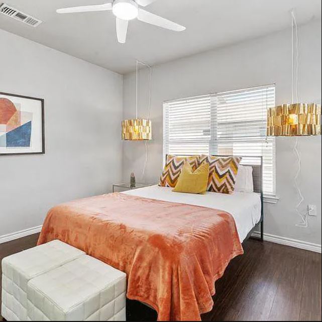 2606 Wilson St 401  Townhome Austin, TX 78704