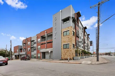 5117 N Lamar  #301