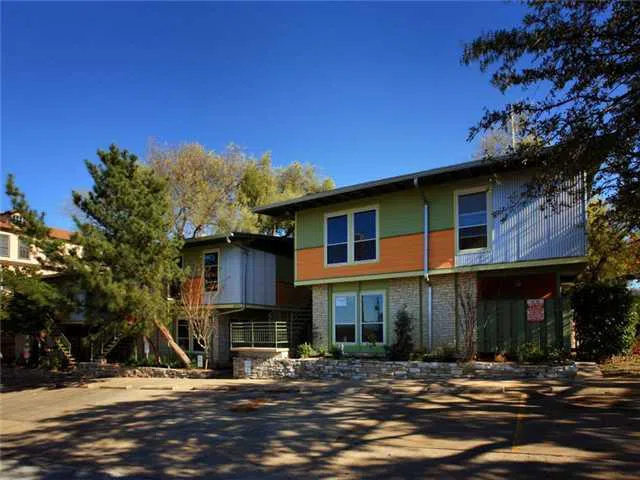2706 Cole Unit B202 Austin, TX 78705