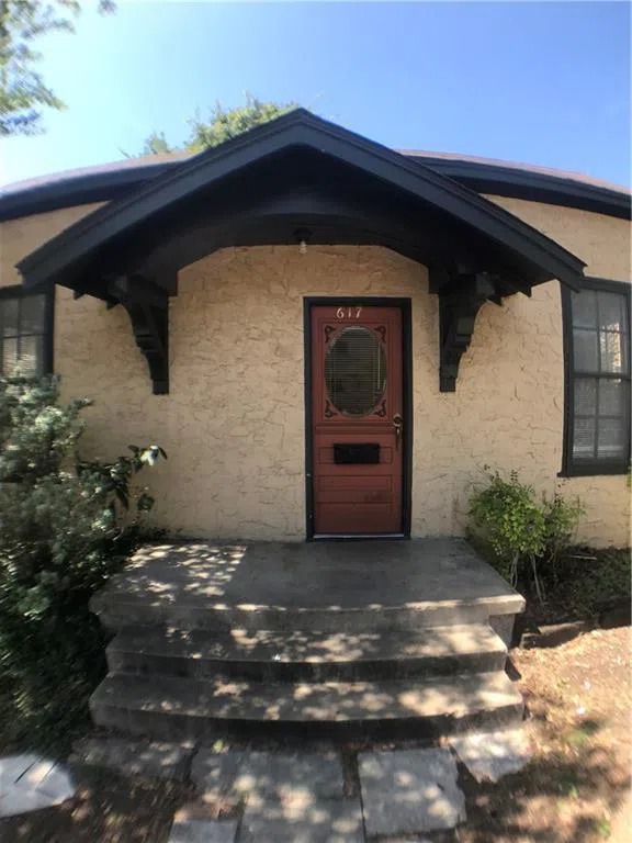 617 W. 37th Austin, TX 78705