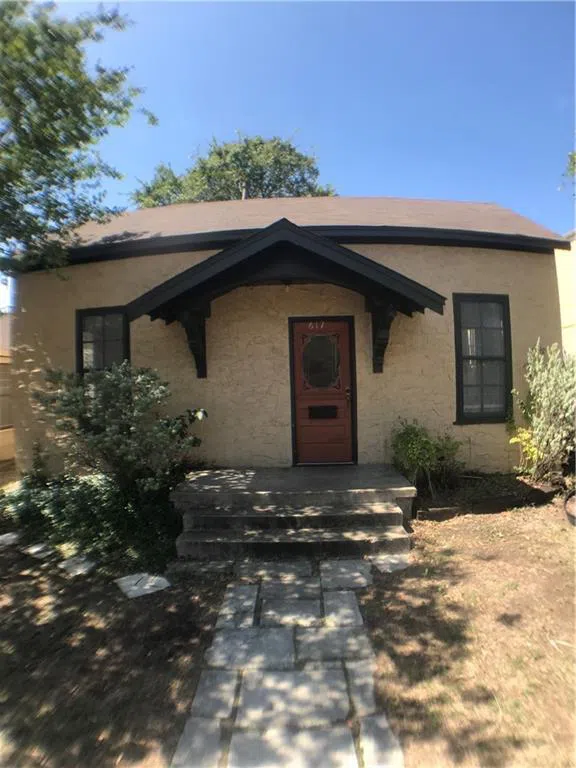 617 W. 37th Austin, TX 78705