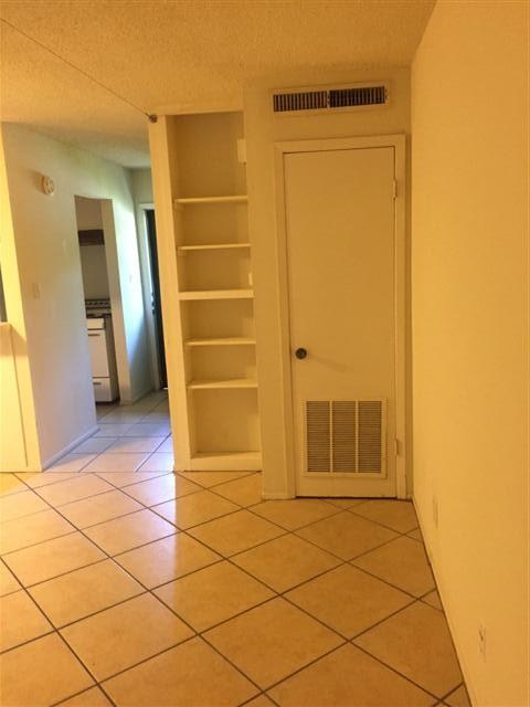 630 Maiden Ln Unit D Austin, TX 78705