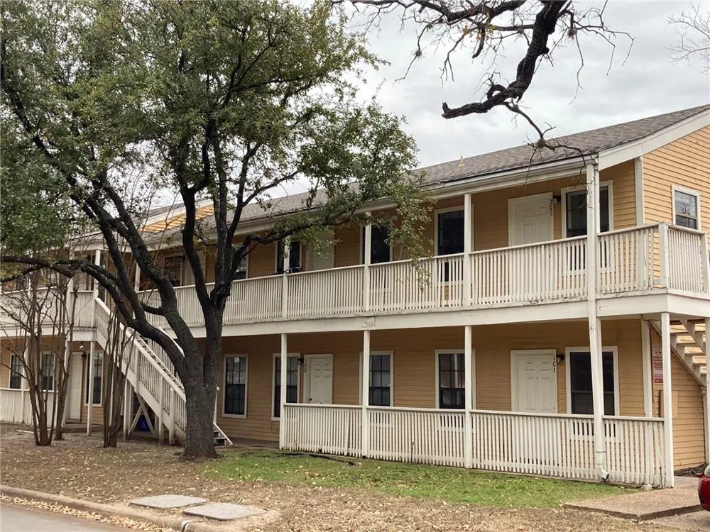 621 W. 37th St Unit 103 Austin, TX 78705