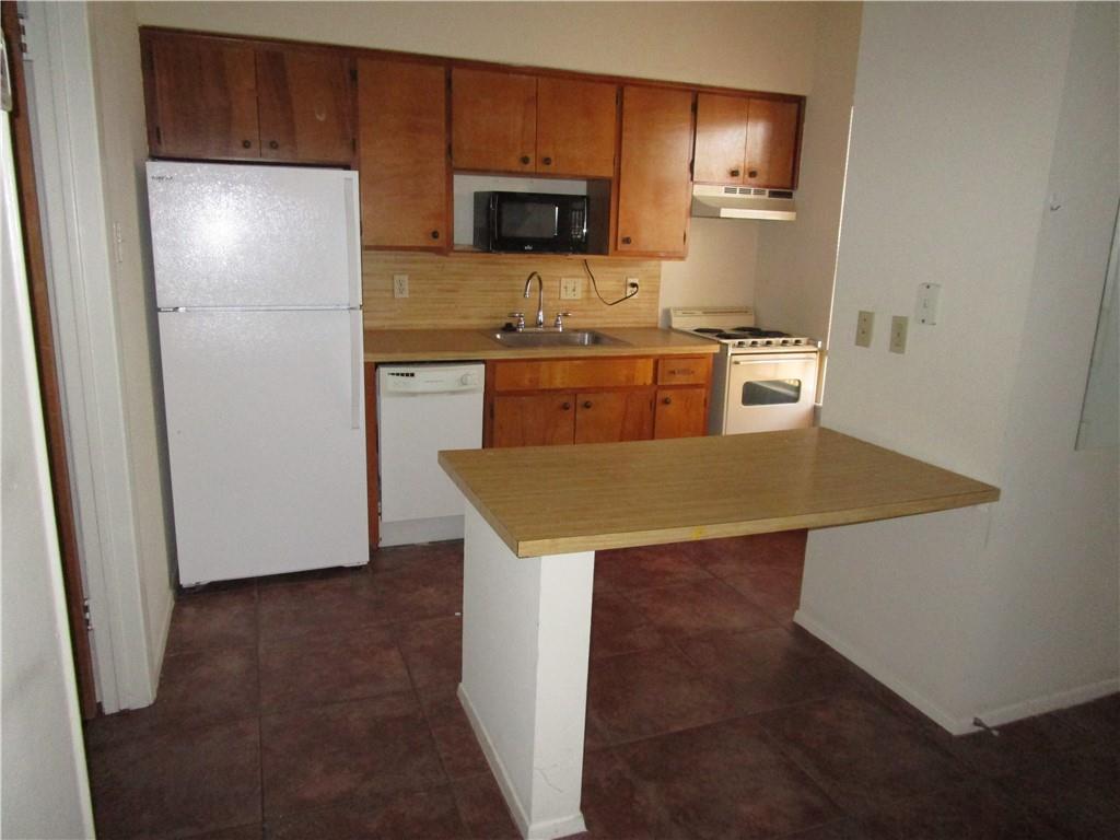 621 W. 37th St Unit 105 Austin, TX 78705