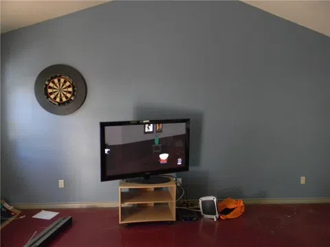 2905 Robinson Unit B