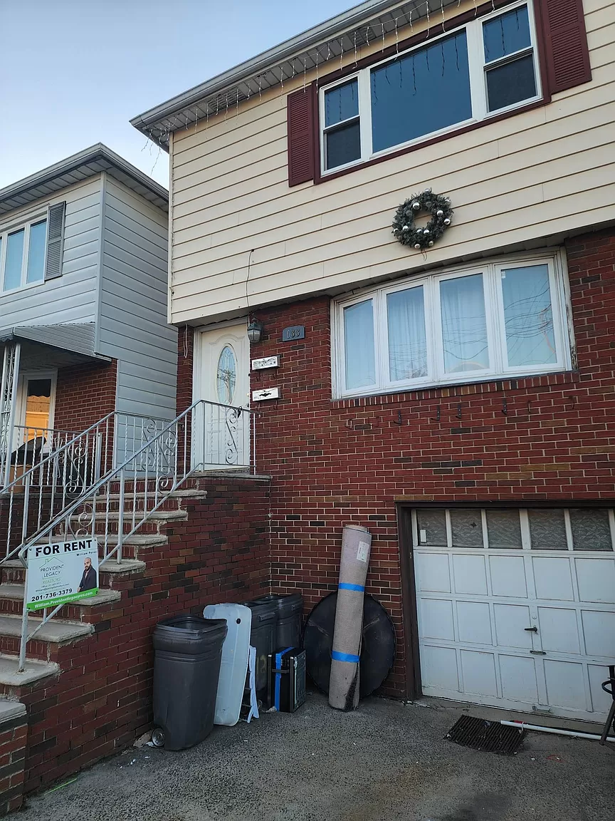 133 Ave A #2