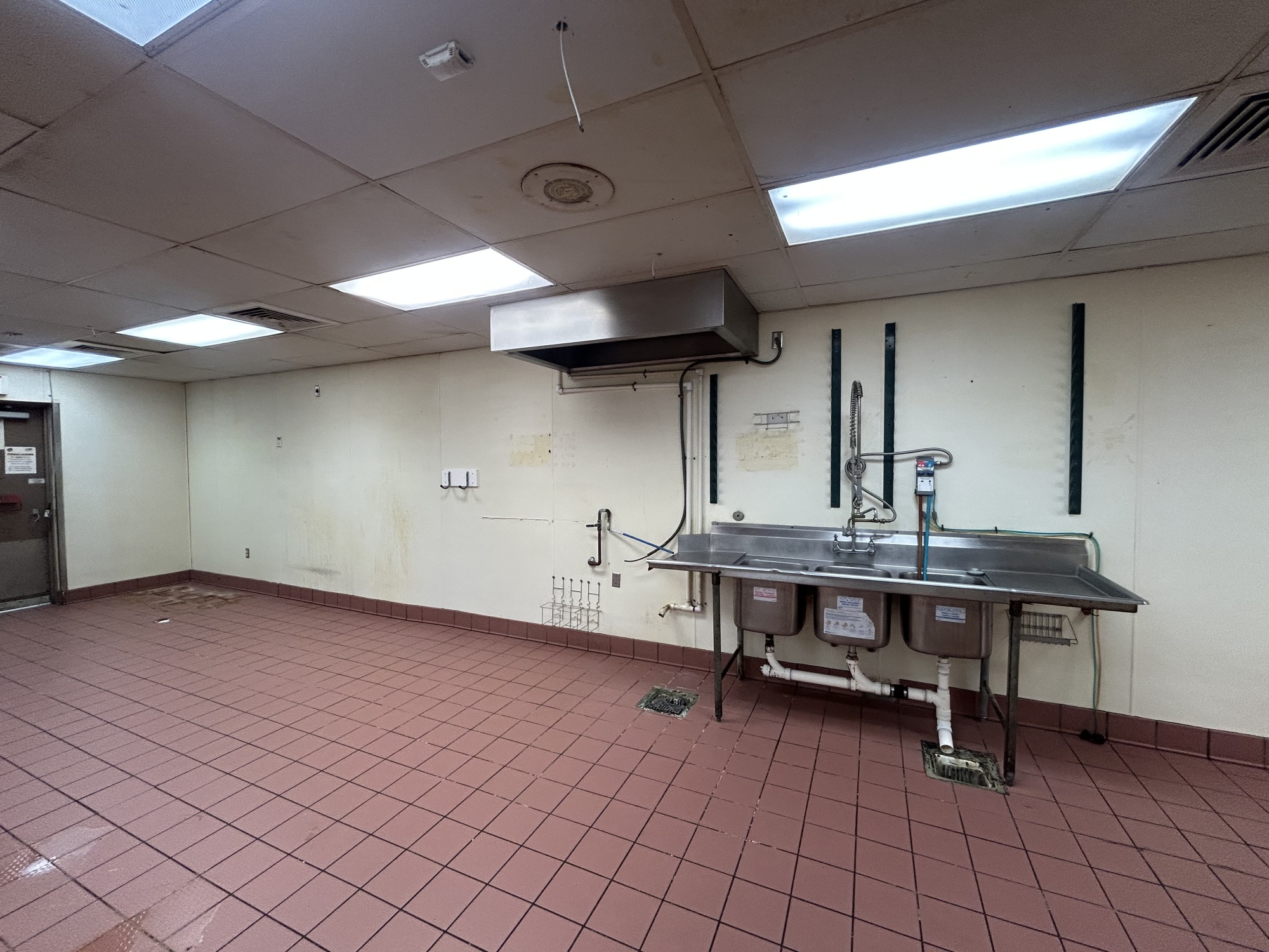 211 Providence Rd Ste 14 Chesapeak, VA 23325