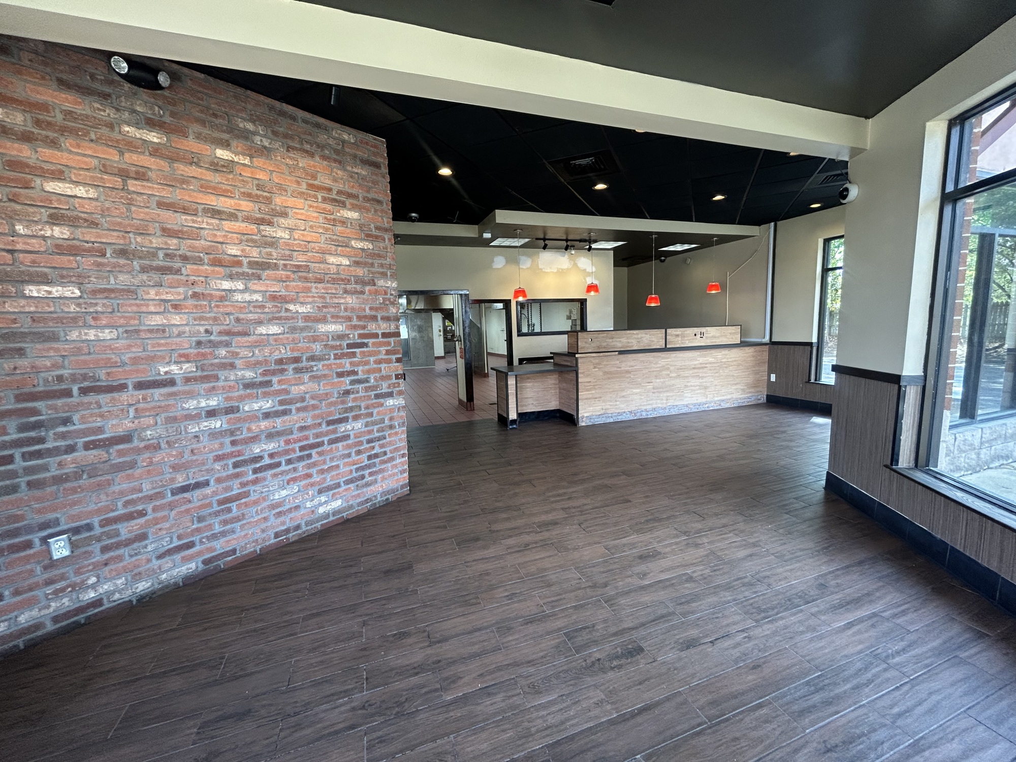 211 Providence Rd Ste 14 Chesapeak, VA 23325